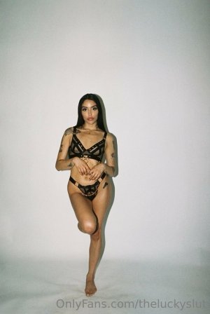 Vanessa  (1).jpeg