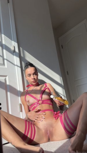 QueenKalinxxx (1).jpg