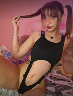 Averymiaclub (1).png