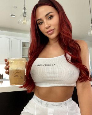 Ana Cheri (1).jpeg