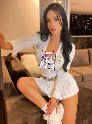  Andrea Alvarez (1).jpg