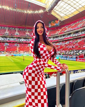 ivanaknoll @onlyfansisfree on tg 61.jpg