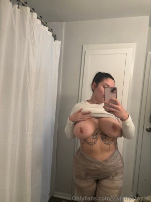 VivianxxTaylor (1).jpg